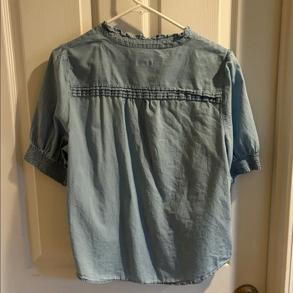 Talbots Light Blue Button-Up Top - Picture 2 of 6